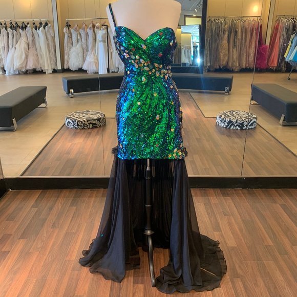 Simple Straight Fitted Stretch Material Strapless - Picture 1 of 3